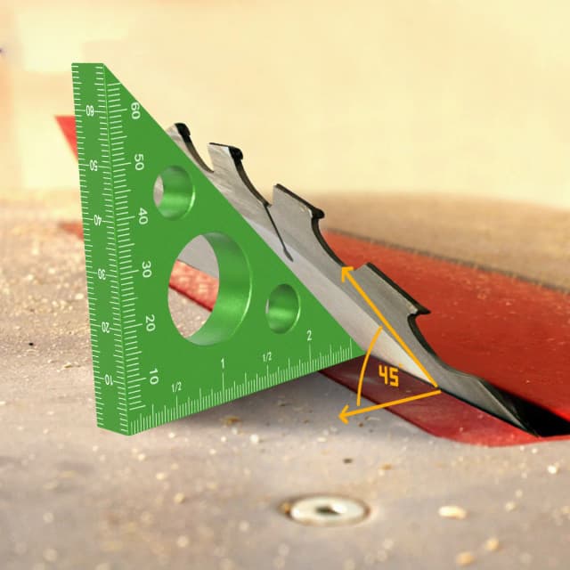 Dreieckslineal aus Aluminiumlegierung, 45-Grad-Winkel, imperiale und metrische Skalen, gleichschenkliges rechtes dreieckiges Präzisions-Zimmereiquadrate