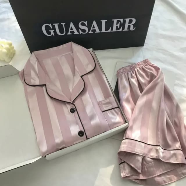 1 Set elegantes Lounge-Set für Damen, Pyjama in Übergröße, Satin, gestreift, mit Knöpfen, langärmliges Hemd und Hose