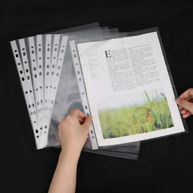 Neue 100 stücke 11 löcher Transparent Kunststoff Gestanzte Datei Ordner für A4 Dokumente Ärmeln Blatt Tasche Schutz Büro Liefert JL