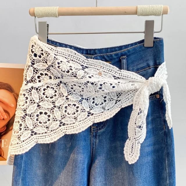 Trendiger Furzvorhang mit Spitzenbesatz, ausgehöhlter Slim-Fit-Minirock, hübscher Y2K-Hüftvorhang für den Sommer