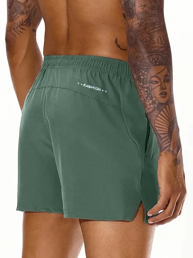 Männer 2025, neue Sommer Strand, neue Modelle, einfarbig, modisch, Freizeit, bequem, elastische Taille, Doppeltaschen, coole Sport-Shorts