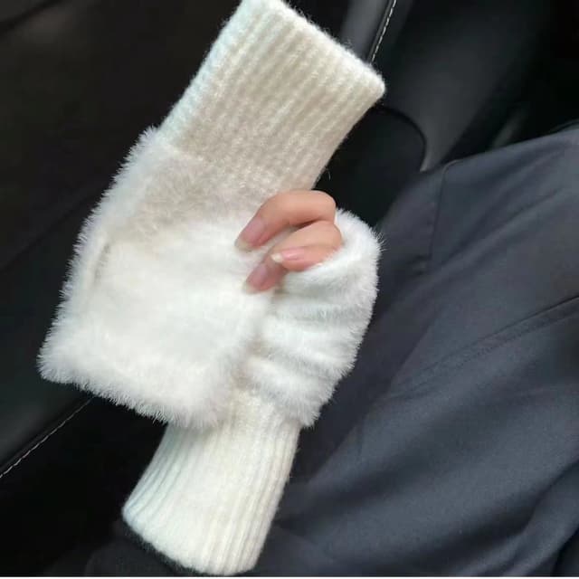 1 paar Nerz Fleece Weiche Winter Halbe Finger Handschuhe Frauen Warme Luxus Plüsch Gestrickte Finger Handschuhe Mädchen Handgelenk Fäustlinge Writting